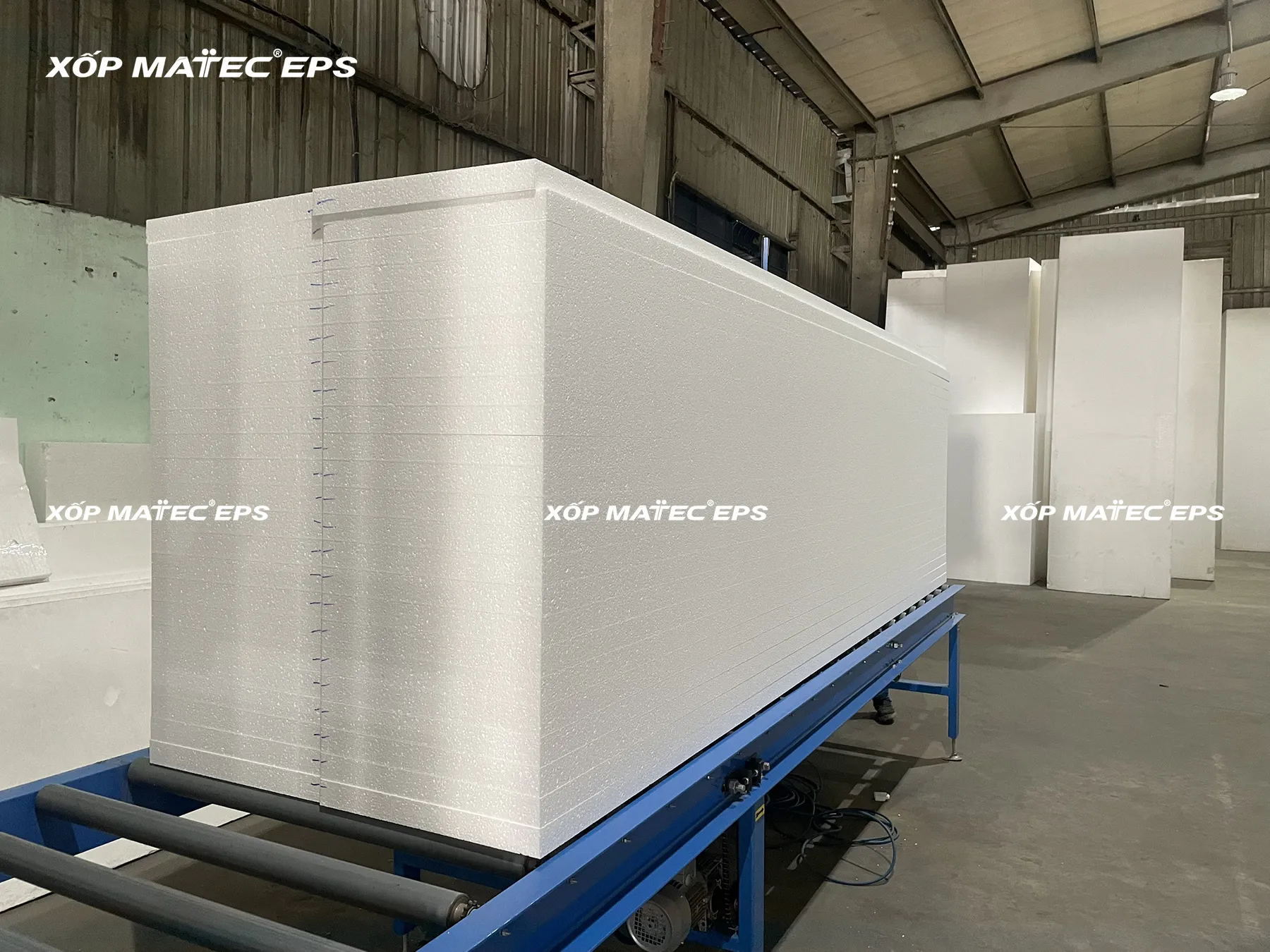 Xốp EPS chống nóng mái, trần